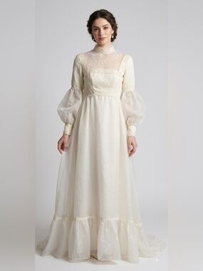 Vintage 1970s Victorian Prairie Style Wedding Dress